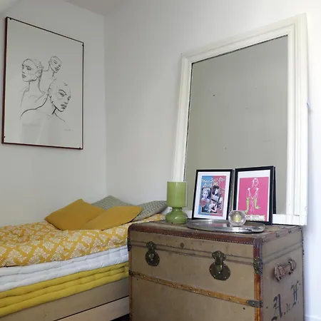Appartement D'artiste Au Coeur De *