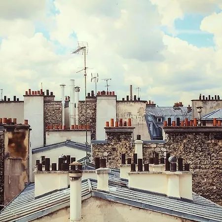 Appartement D'artiste Au Coeur De