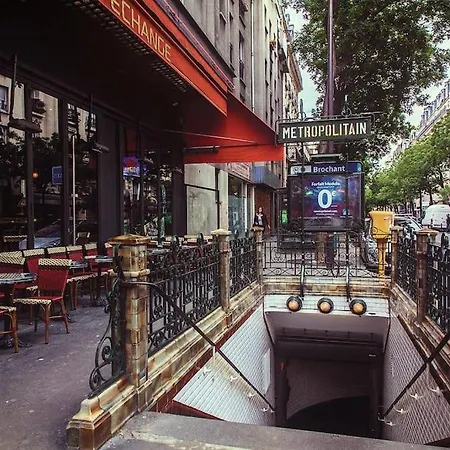 D'artiste Au Coeur De * Paris